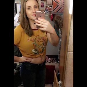 Meet your Posher, Stefanie